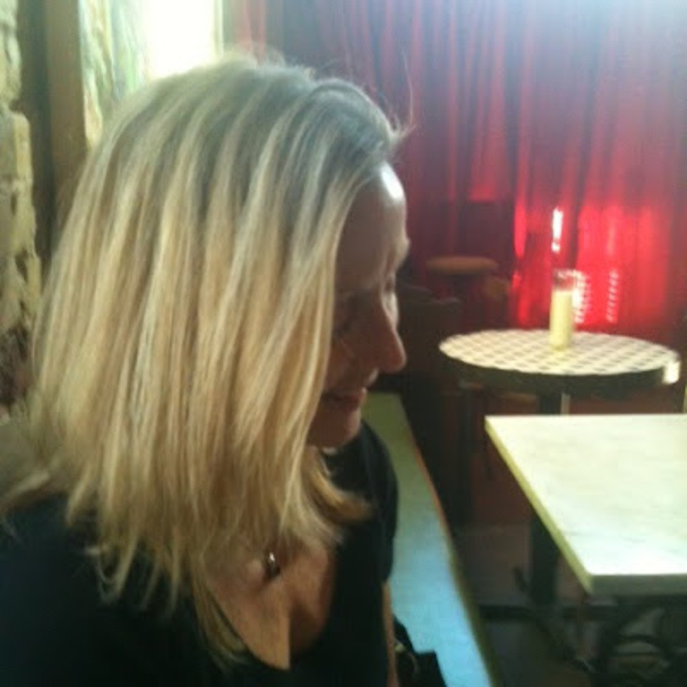 Meet your Posher, Lorraine